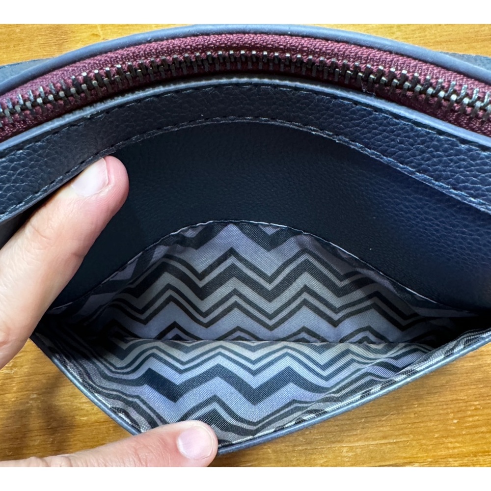 Missoni Clutch Accessory Travel Bag - Picture 5 of 9